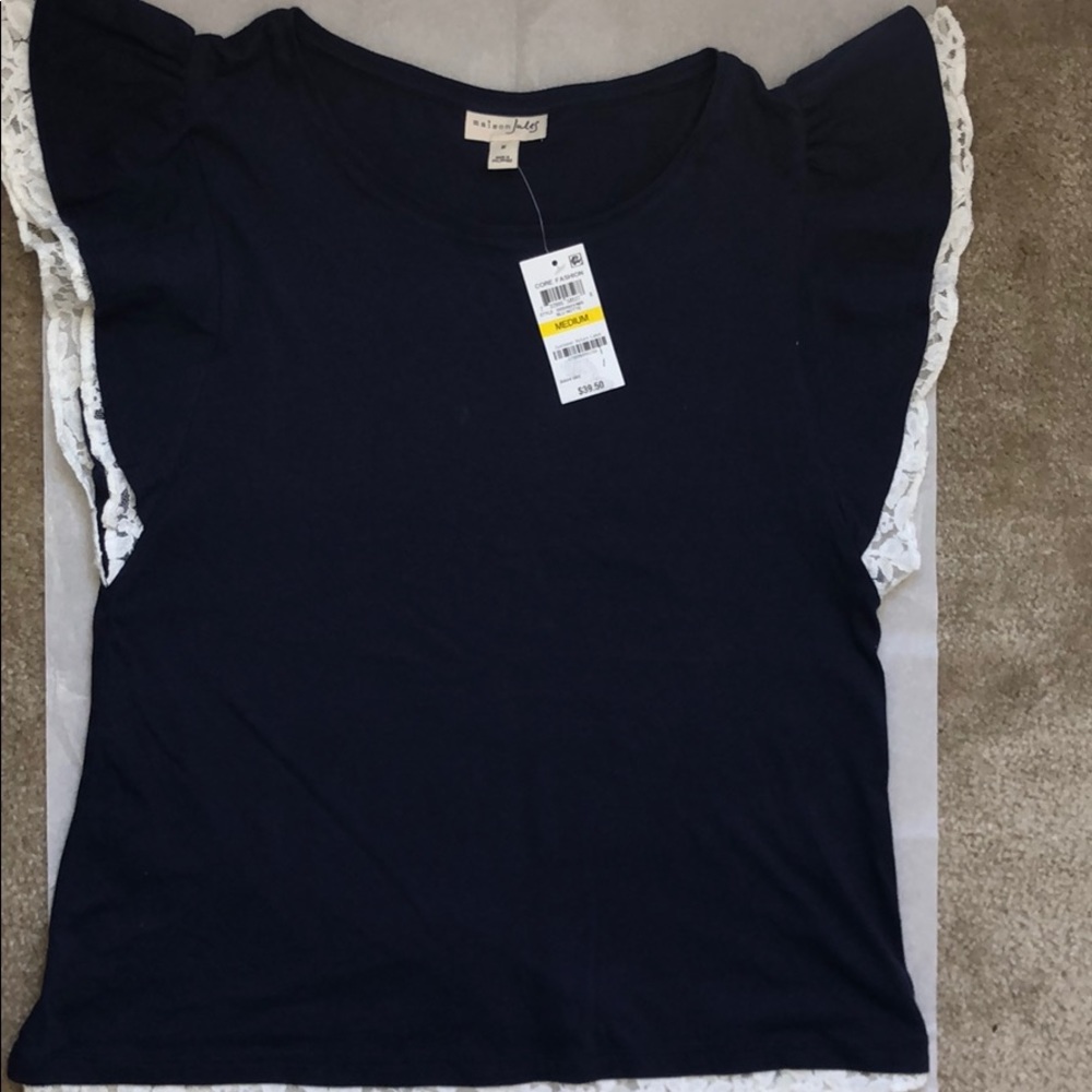 Cute dressy top!